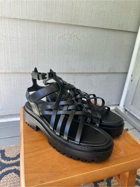 Nasty Gal Goth Cage Strappy Faux Leather Chunky Platform Sandals/Black~9